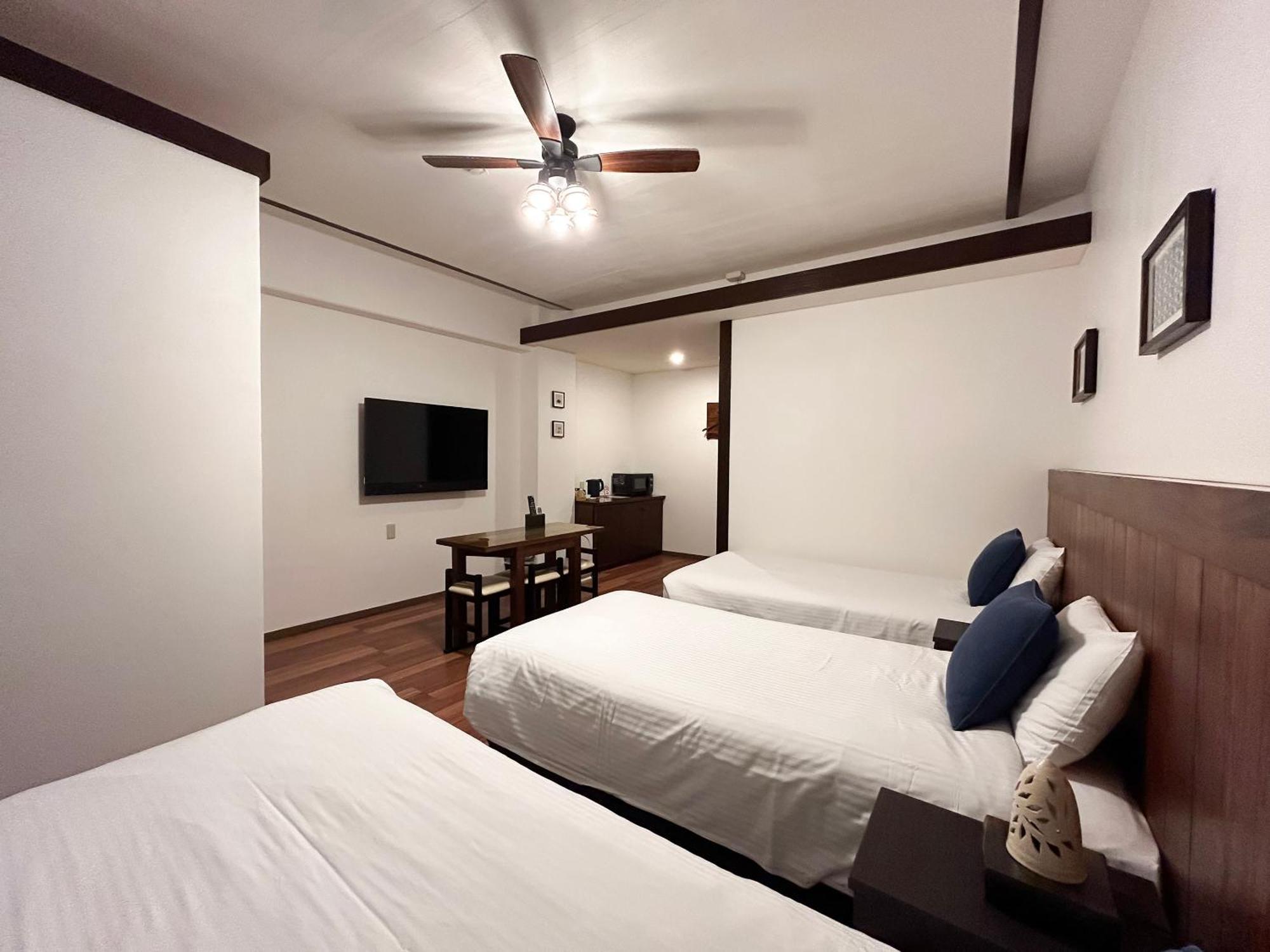 Pension Sunset Beach Nakijin Εξωτερικό φωτογραφία